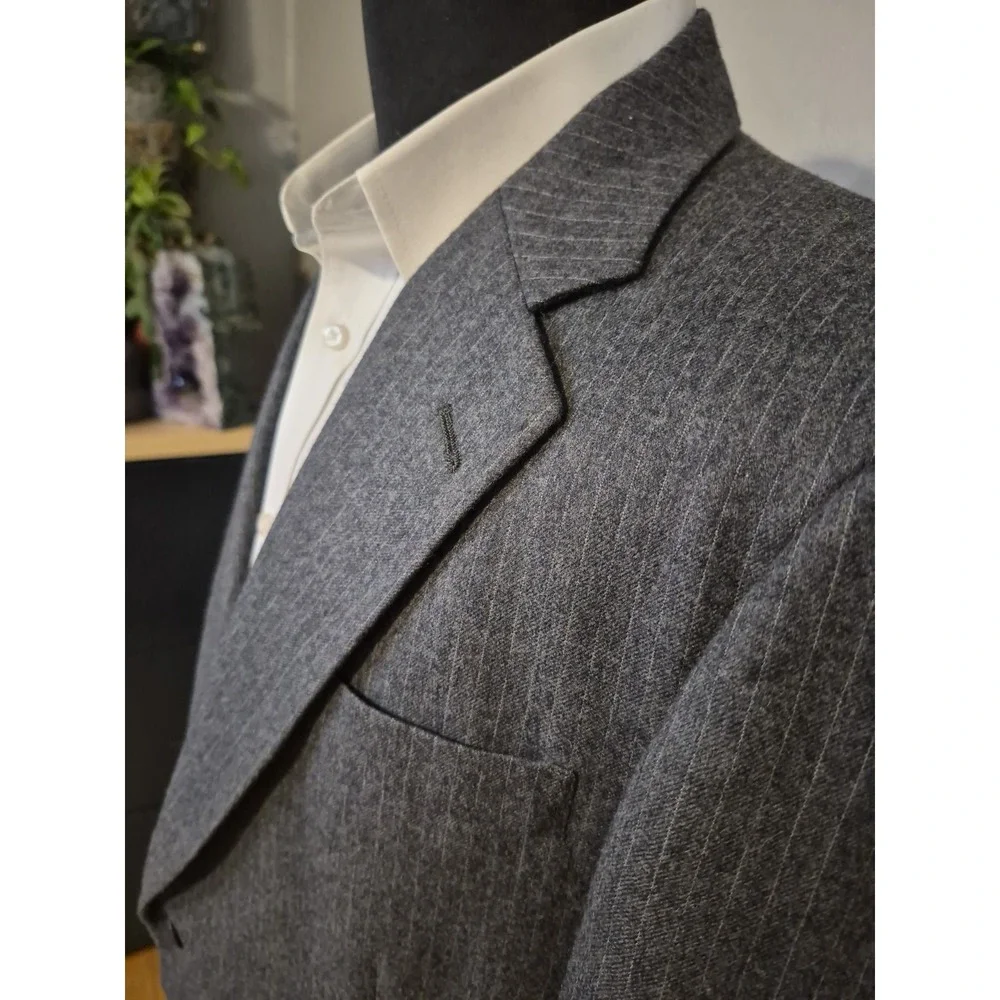 Vtg DAKS Men's 41 R Two Button Wool Sports Coat Gray Stripe USA